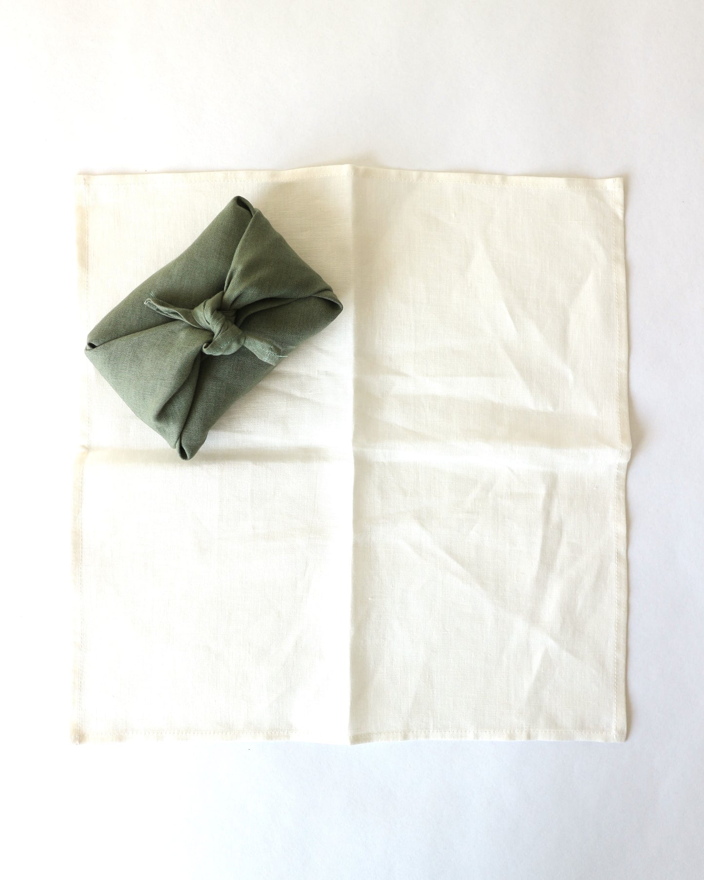 Furoshiki Tuch aus reinem Bio-Leinen in fünf Farben