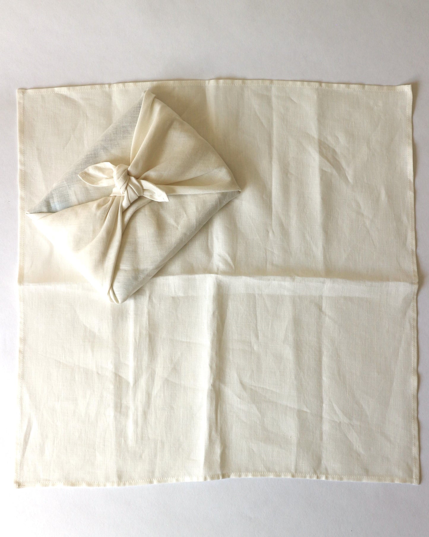 Furoshiki Tuch aus reinem Bio-Leinen in fünf Farben