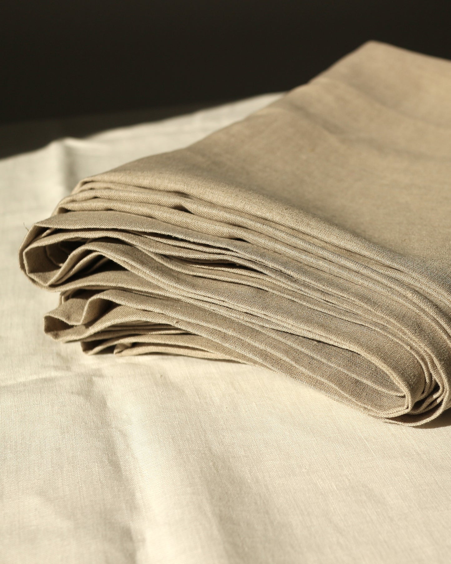 Leinentischdecke aus reinem Bio-Leinen, Flachs (UNDYED)
