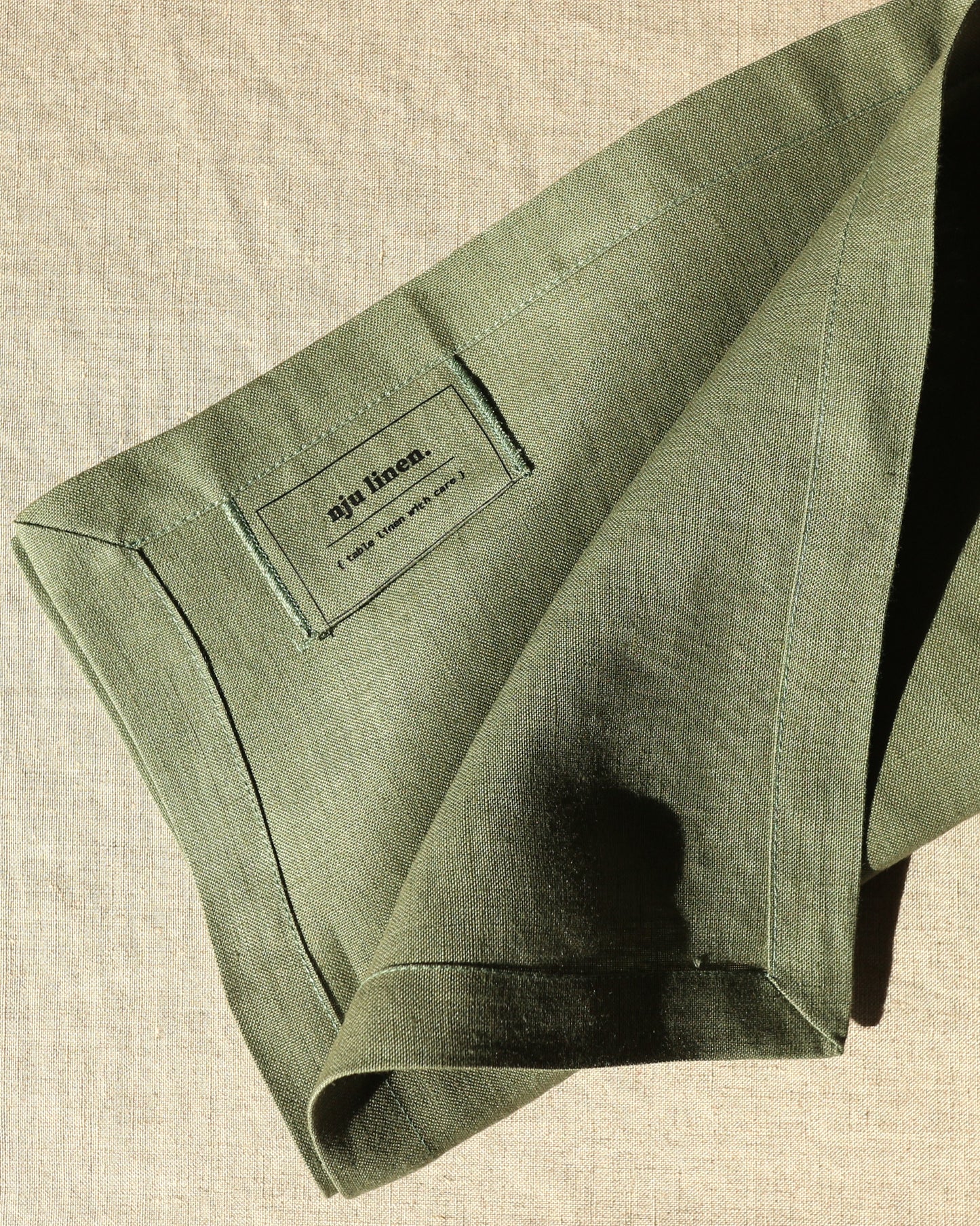 Leinen-Tischsets im 2er Set aus reinem Bio-Leinen, Olivgrün