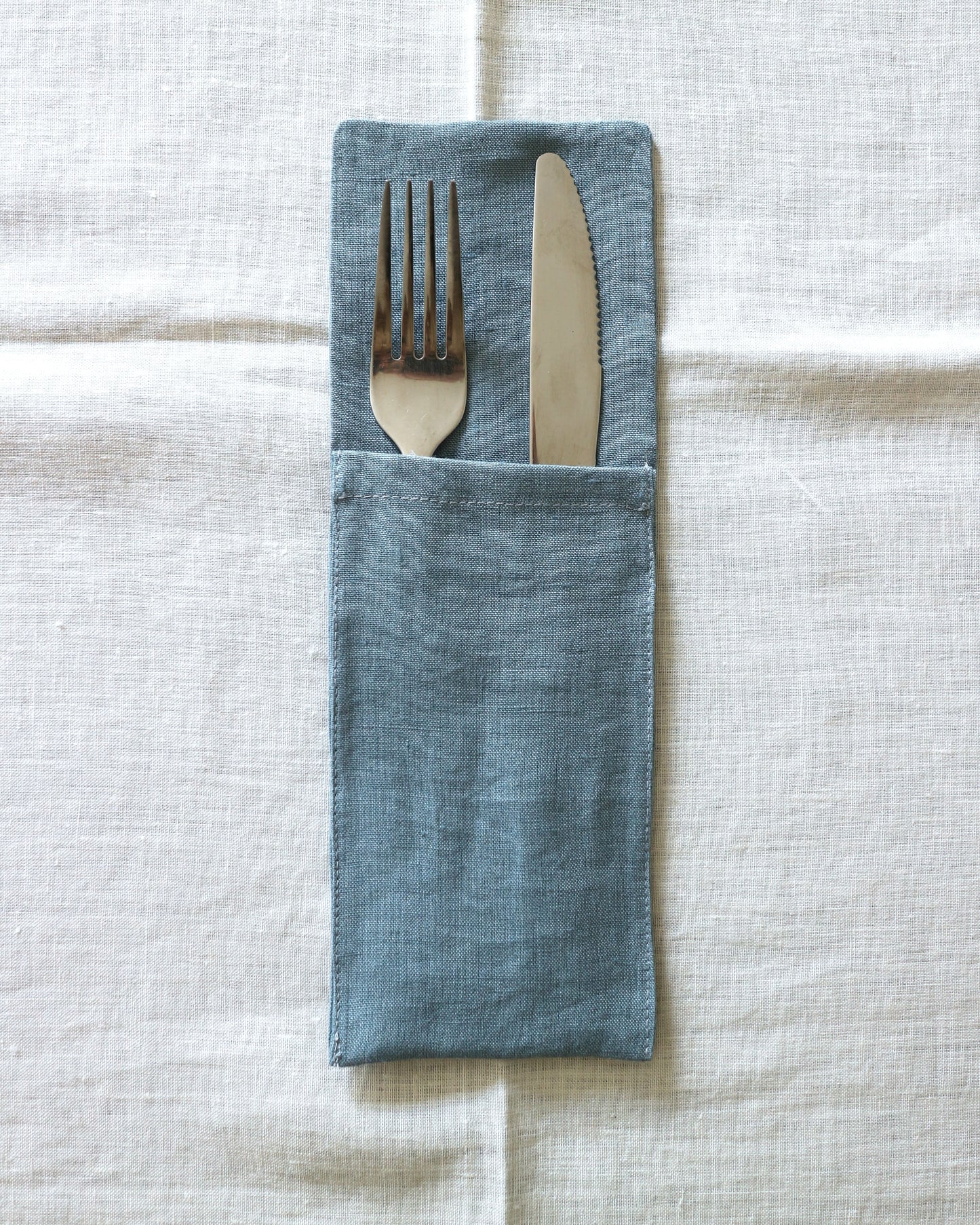 Bestecktaschen im 2er Set aus reinem Bio-Leinen, Seeblau