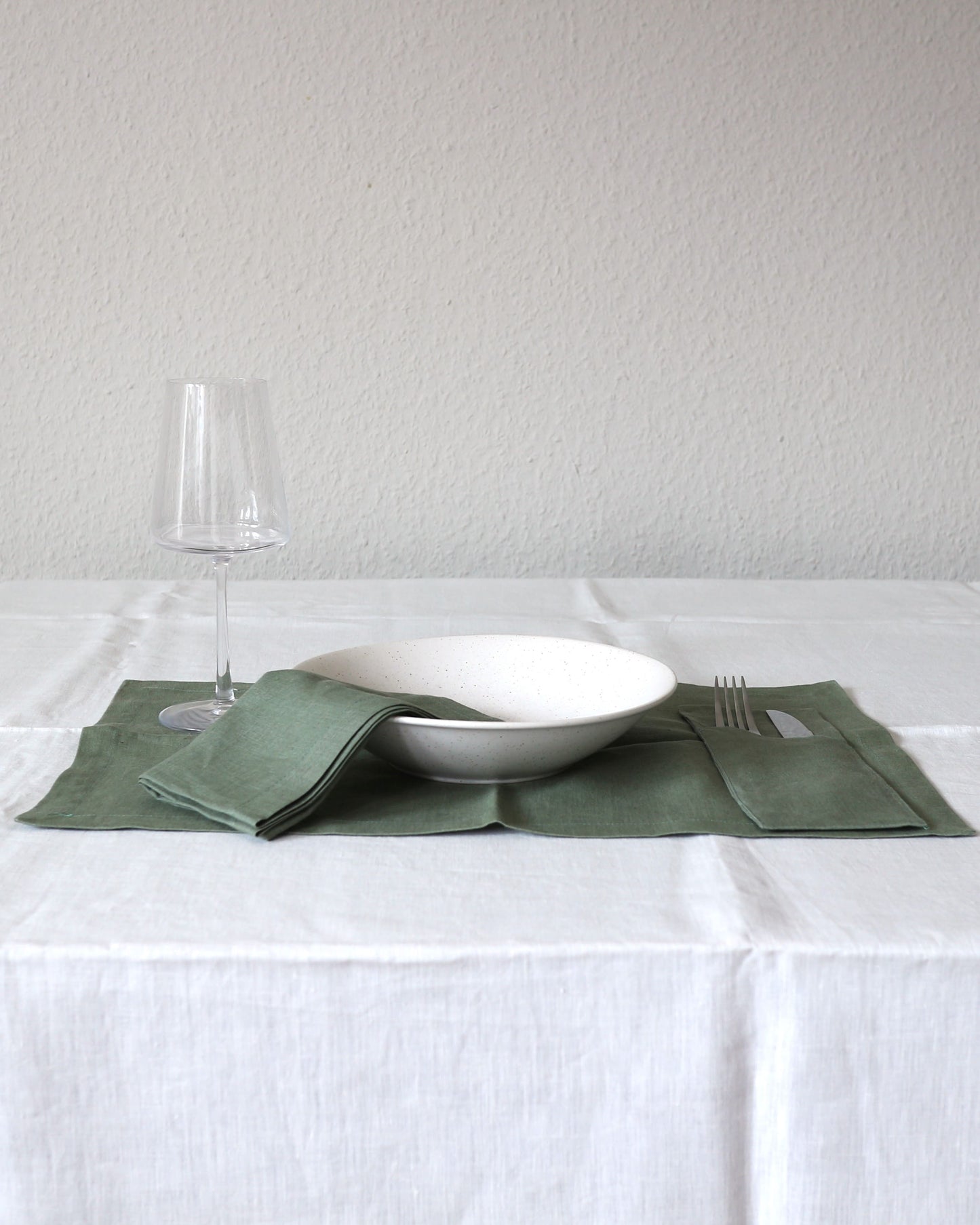 Bestecktaschen im 2er Set aus reinem Bio-Leinen, Olivgrün