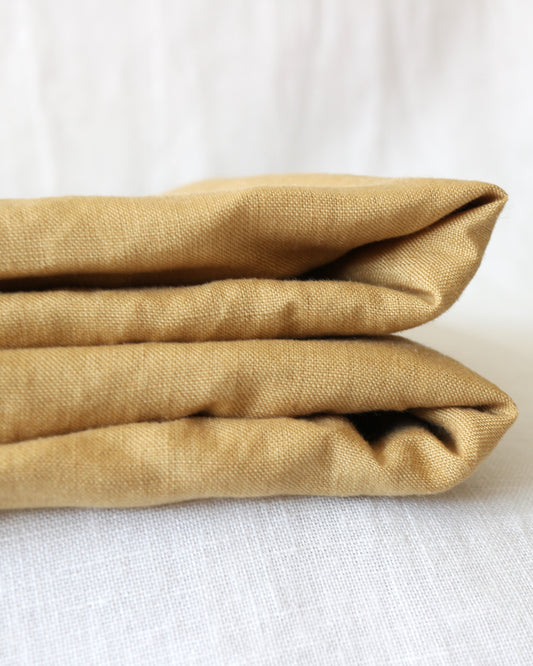 Bio-Leinenstoff als Meterware in Honiggelb