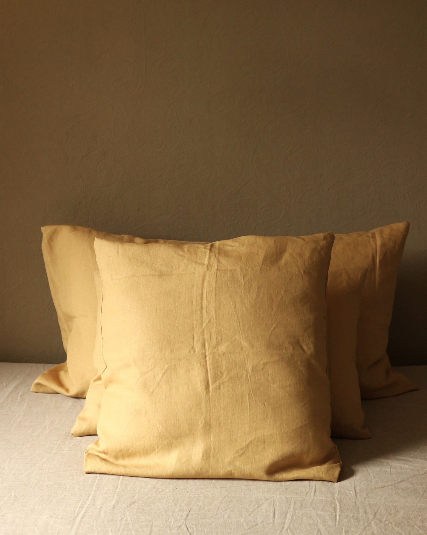 Kissenbezug 50x50 cm aus reinem Bio-Leinen, Honiggelb