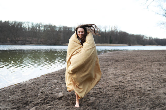 Bio-Leinenbettwäsche – die nachhaltigste Bettwäsche für das ganze Jahr.