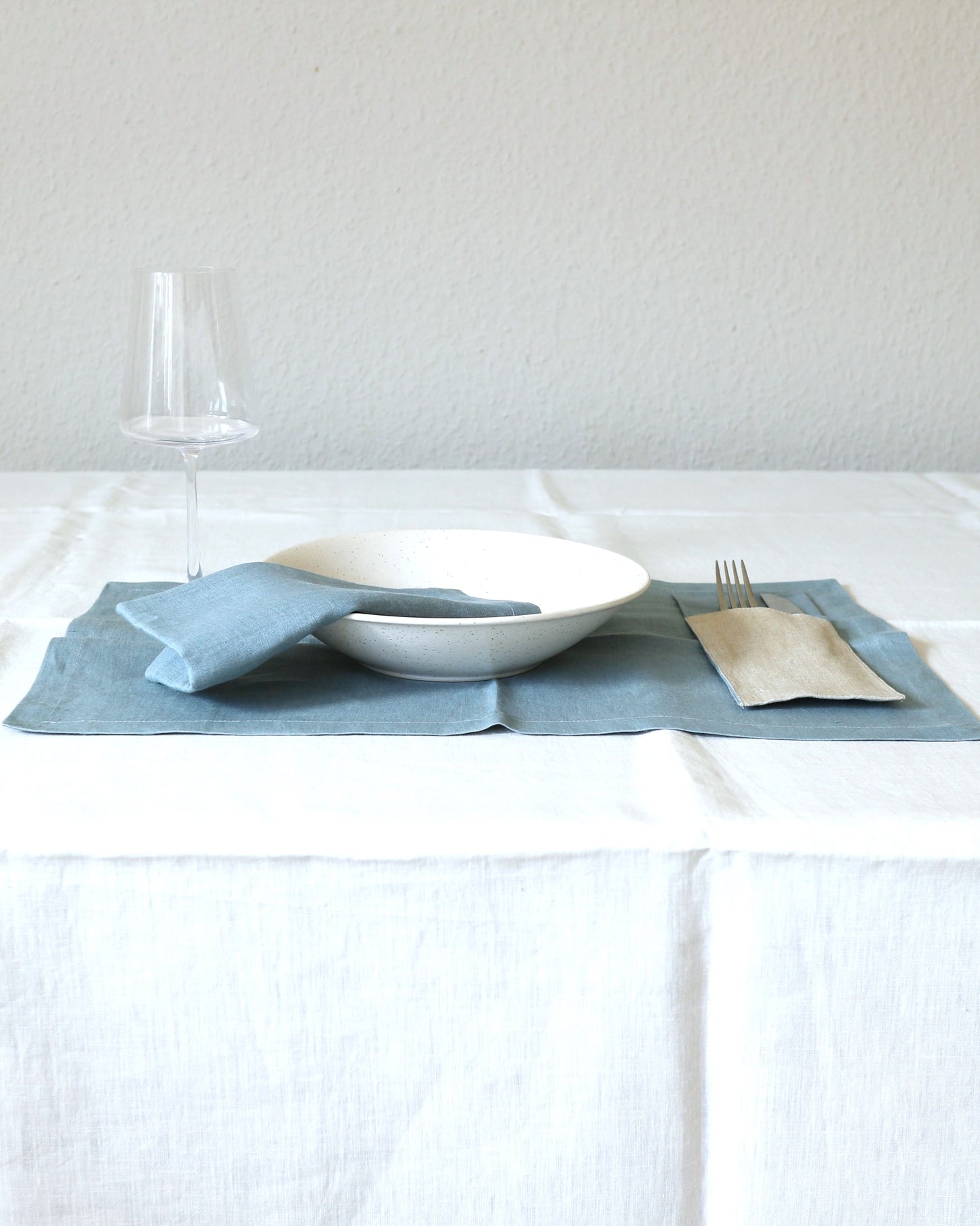 Bestecktasche aus reinem Bio-Leinen, Flachs/Seeblau