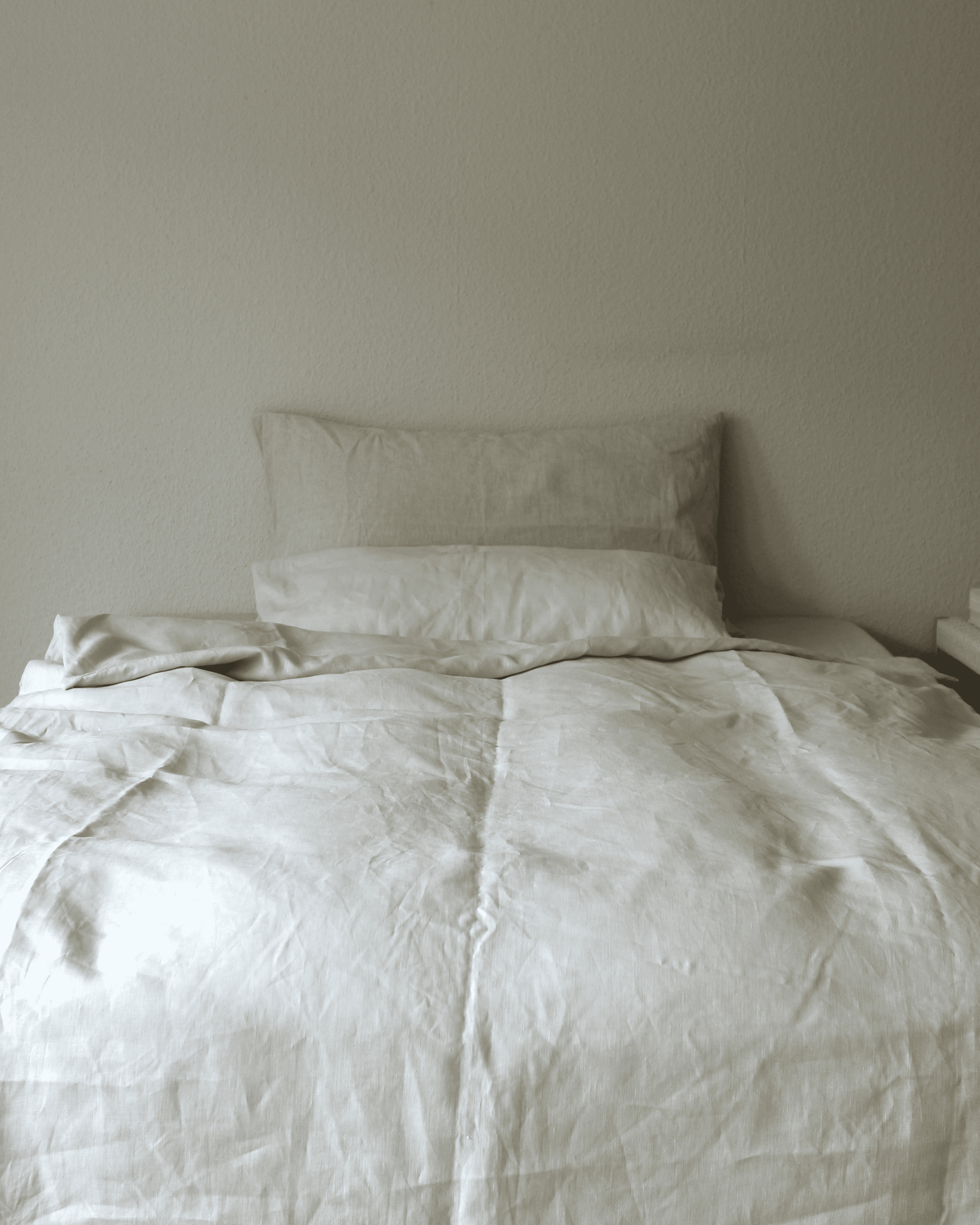 Hellgraue Leinenbettwäsche aus reinem Bio-Leinen