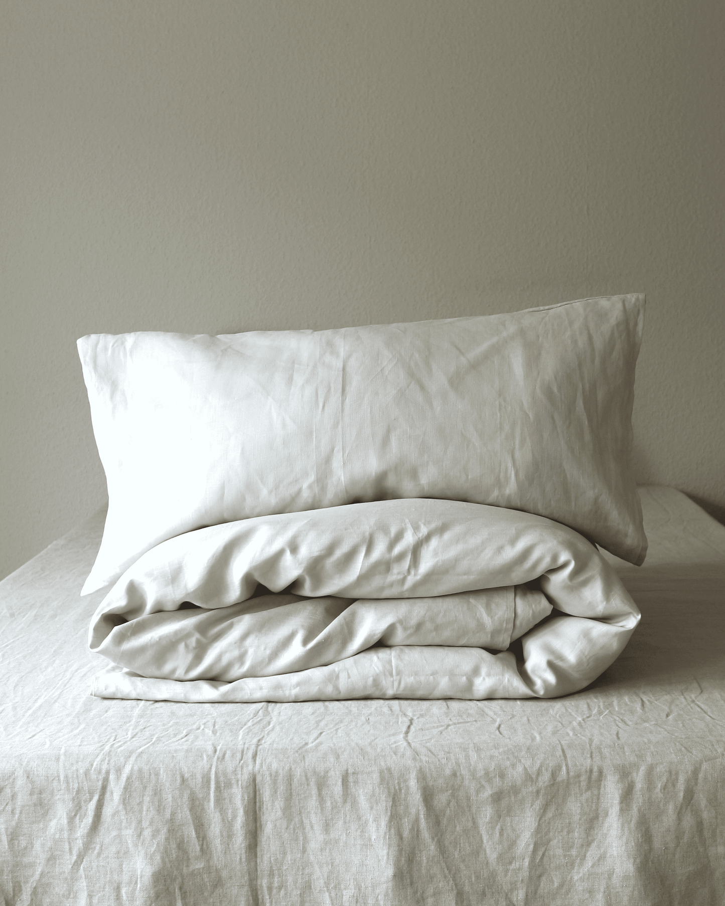 Bio-Leinenbettwäsche in Auster Hellgrau