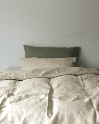 beigefarbene Leinenbettwäsche aus reinem Bio-Leinen