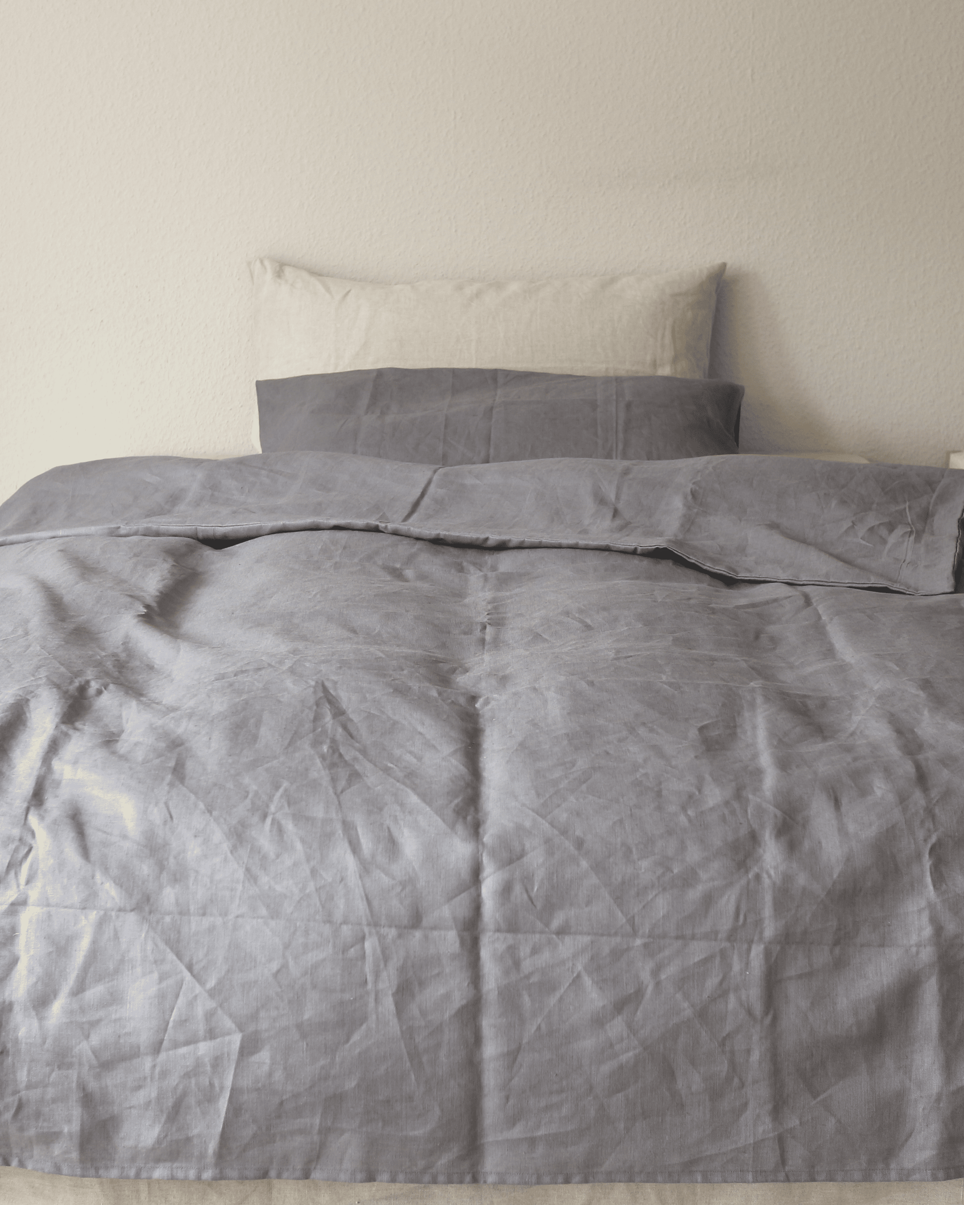 Dunkelgraue Leinenbettwäsche aus reinem Bio-Leinen