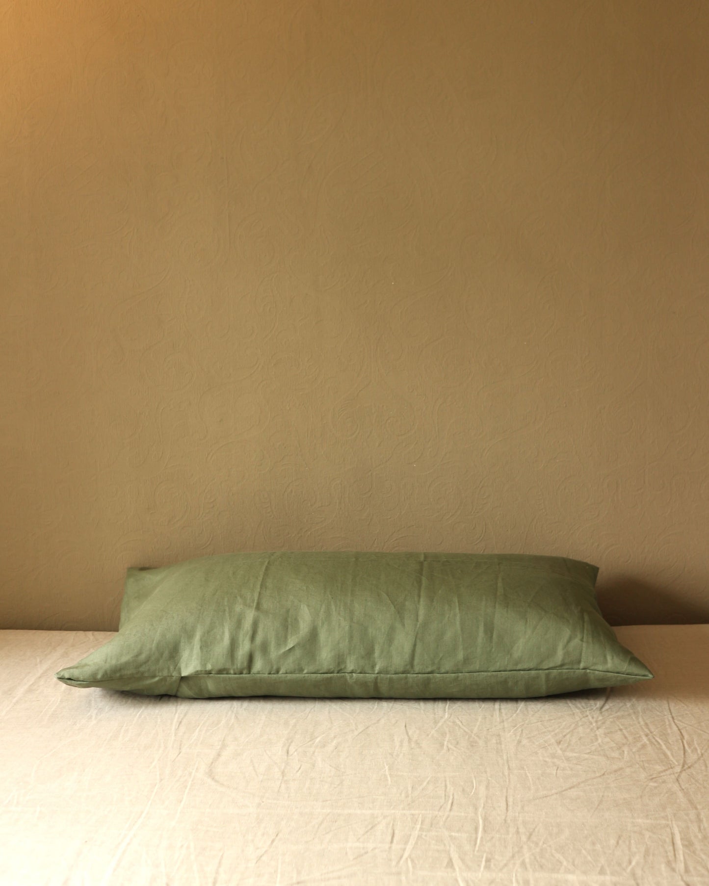 Kissenbezug 50x90 cm aus reinem Bio-Leinen, Olivgrün