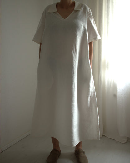 Leinenkleid mit Kragen in Naturweiß aus Bio-Leinen