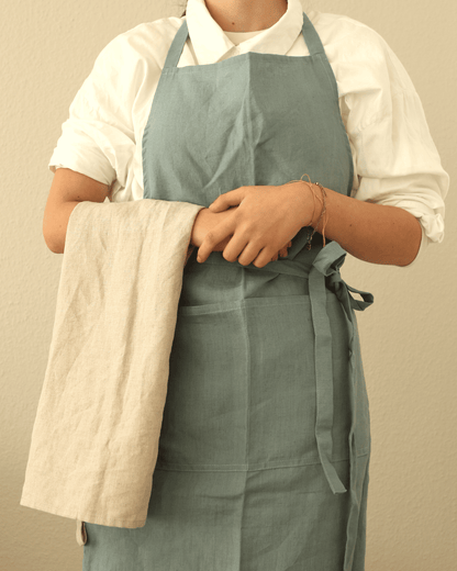 Leinenschürze aus reinem Bio-Leinen, Seeblau