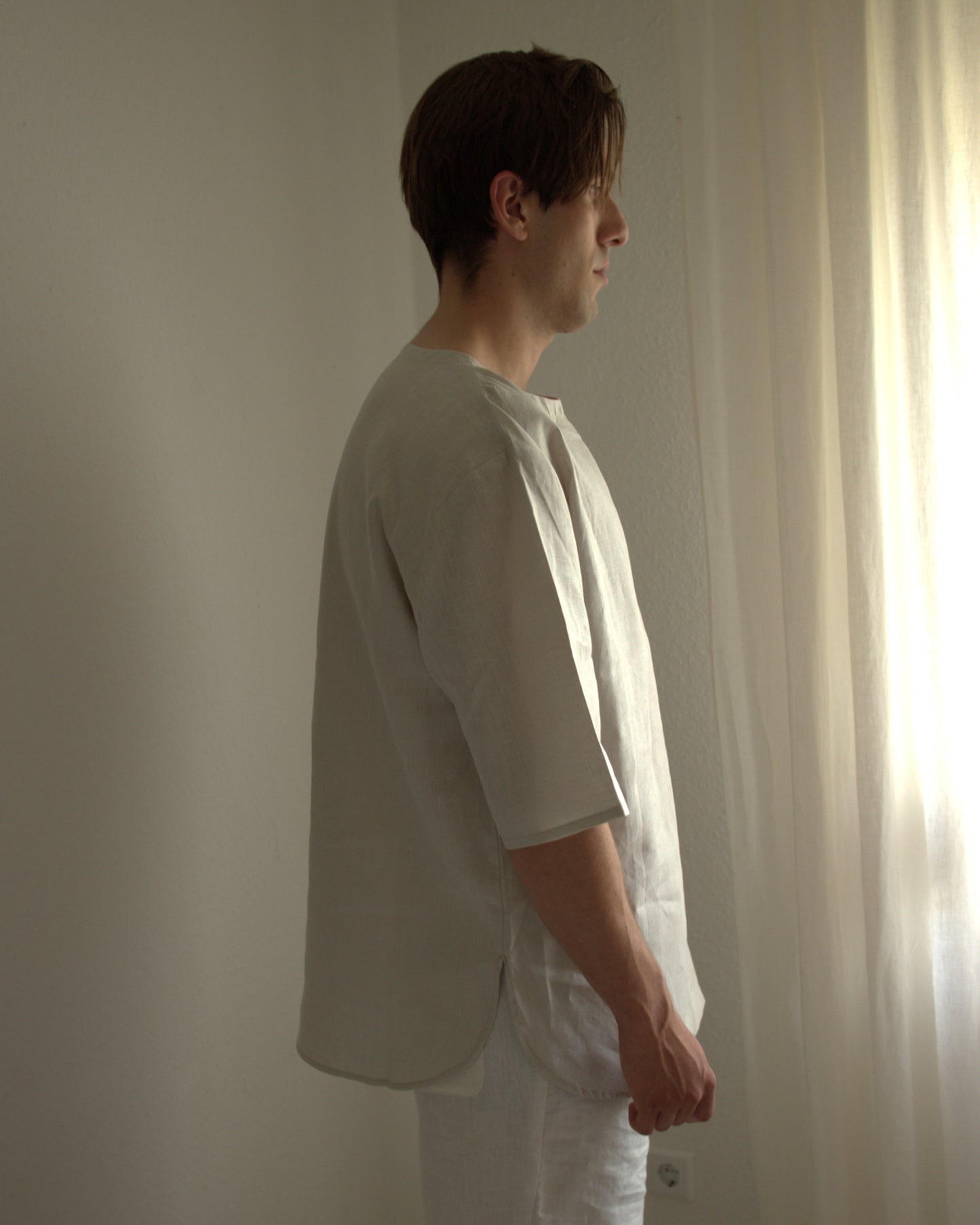 Leinen-Shirt Herren in Auster (natürlicher Hellgrauton) aus Bio-Leinen