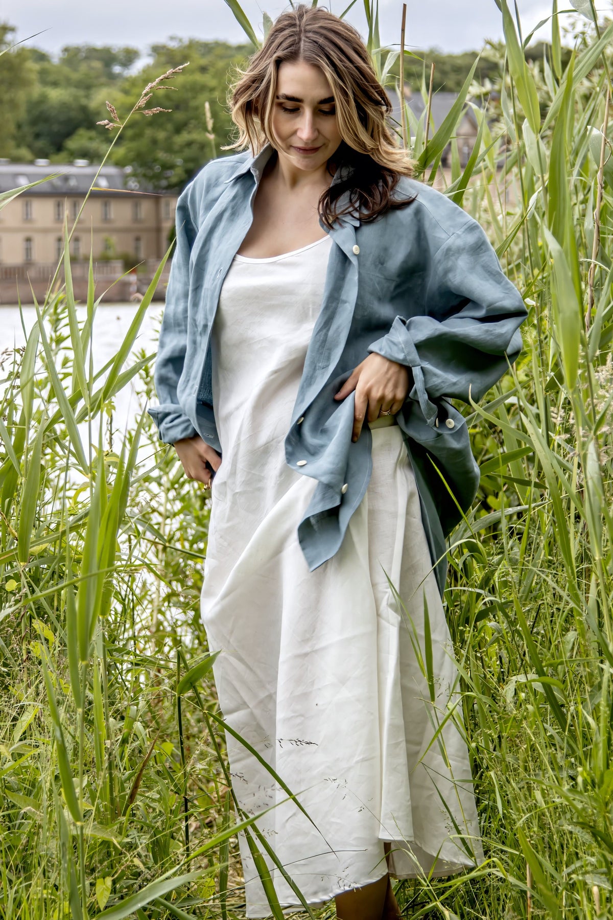 Trägerkleid in Naturweiß aus Bio-Leinen für Damen
