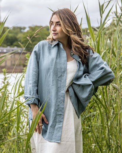 Leinenbluse in Seeblau aus 100% Bio-Leinen